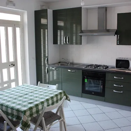 One Bedroom With Sea View Furnished Garden And Wifi At 1 Km Away From The Ортона