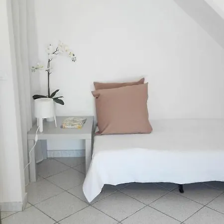 Апартаменты One Bedroom With Sea View Furnished Garden And Wifi At 1 Km Away From The